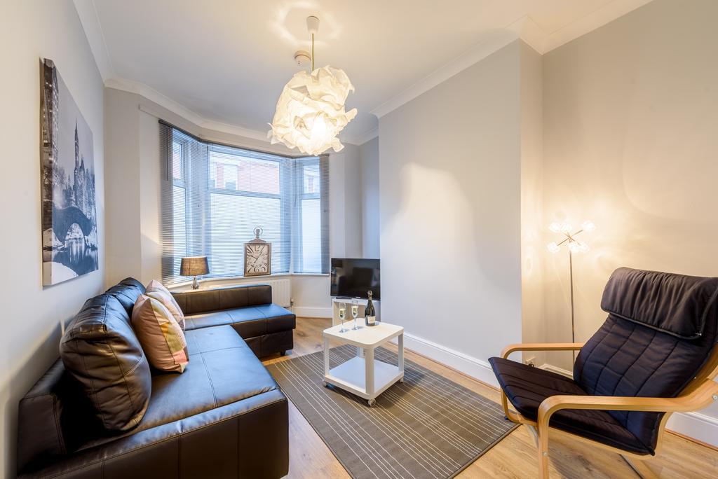 The Scarsdale Apartment Донкастър Екстериор снимка